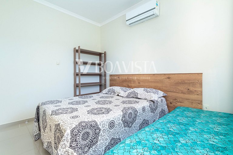 Rent Apartment 3 bedrooms without a suite 100m Mar | Pumps / SC