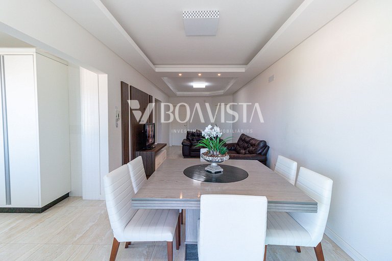 Apartment with 3 Bedrooms and Sea View in Bombas