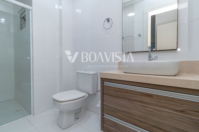 Apartment with 3 Bedrooms and Sea View in Bombas