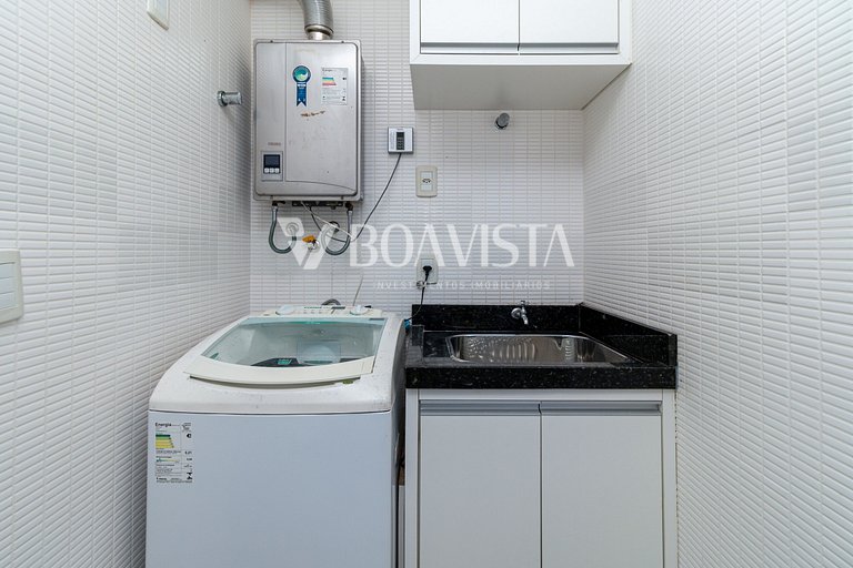 Apartment with 3 Bedrooms and Sea View in Bombas