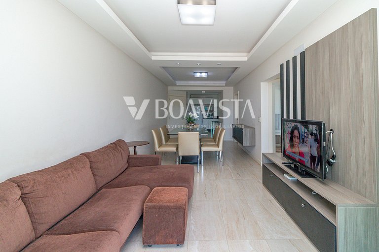 3-Bedroom Apartment with Ocean View in Bombas