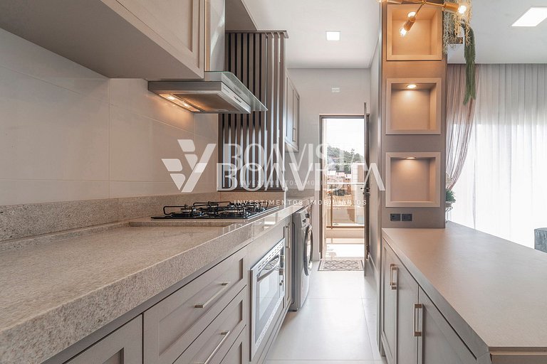 Sunrise Apartment for Rent with 2 suites