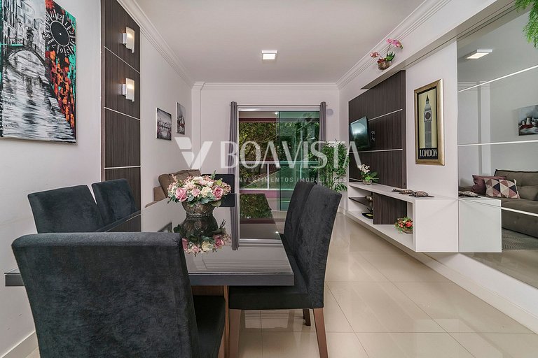 2-bedroom apartment, balcony with barbecue grill and swimmin