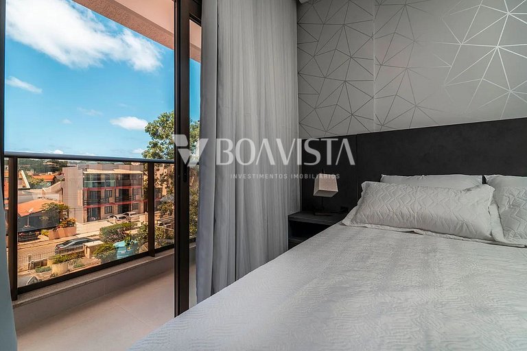 Apto 2 Suítes Próx. à Praia c/ Piscina