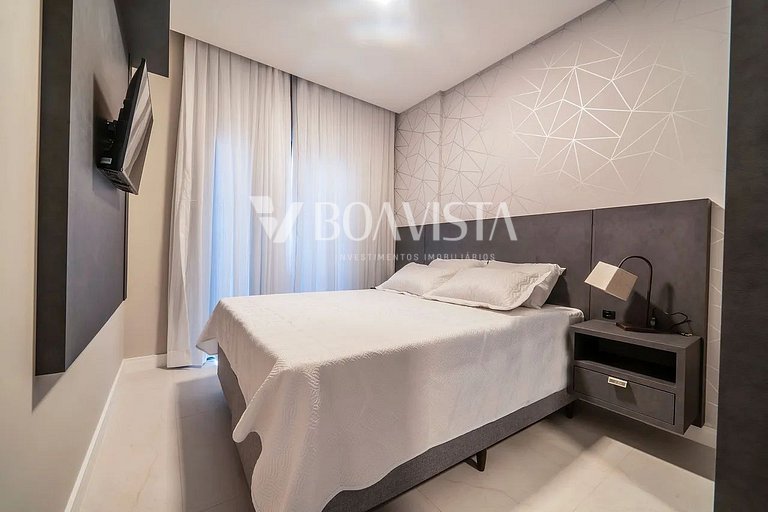 Apto 2 Suítes Próx. à Praia c/ Piscina