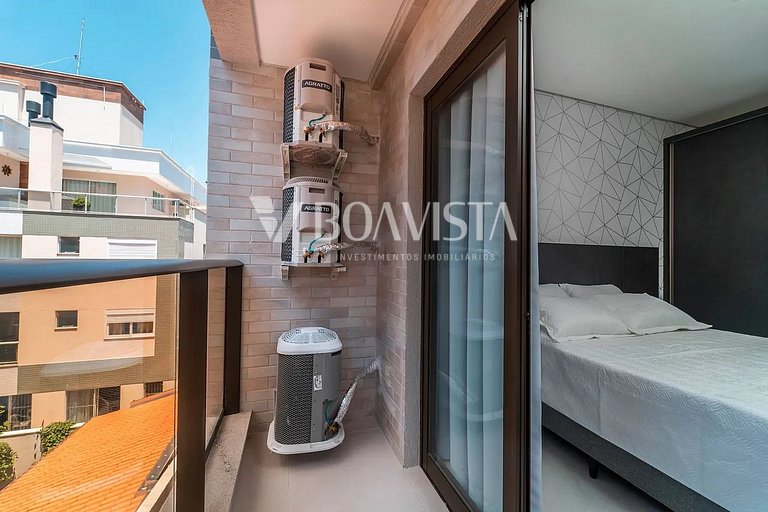 Apto 2 Suítes Próx. à Praia c/ Piscina