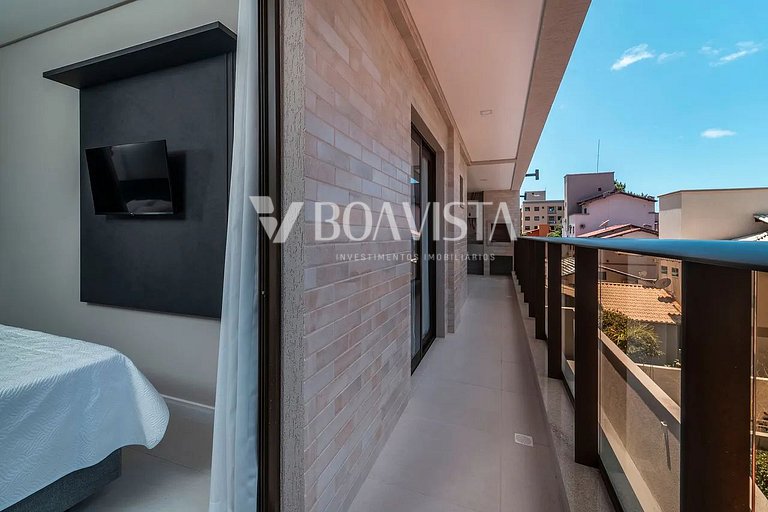 Apto 2 Suítes Próx. à Praia c/ Piscina