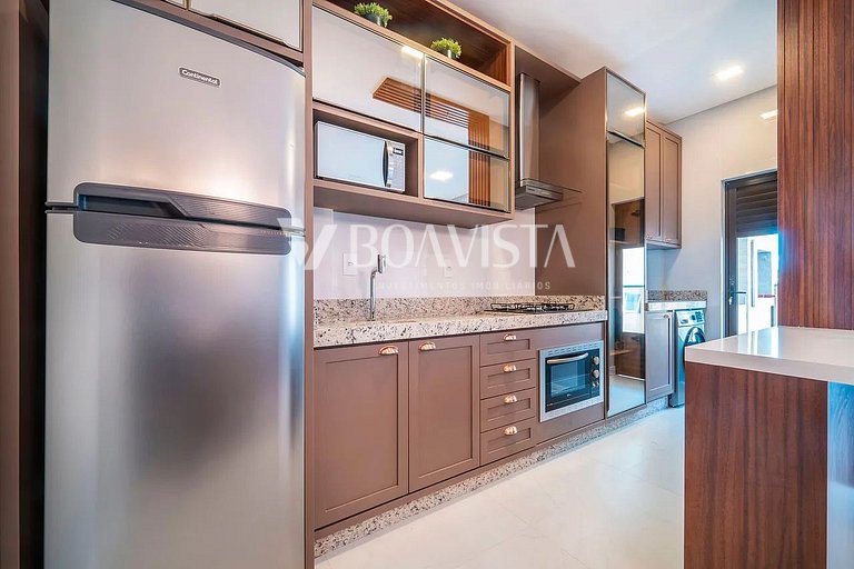 Apto 2 Suítes Próx. à Praia c/ Piscina