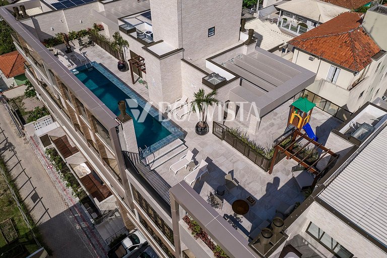 Apto 2 Suítes Próx. à Praia c/ Piscina