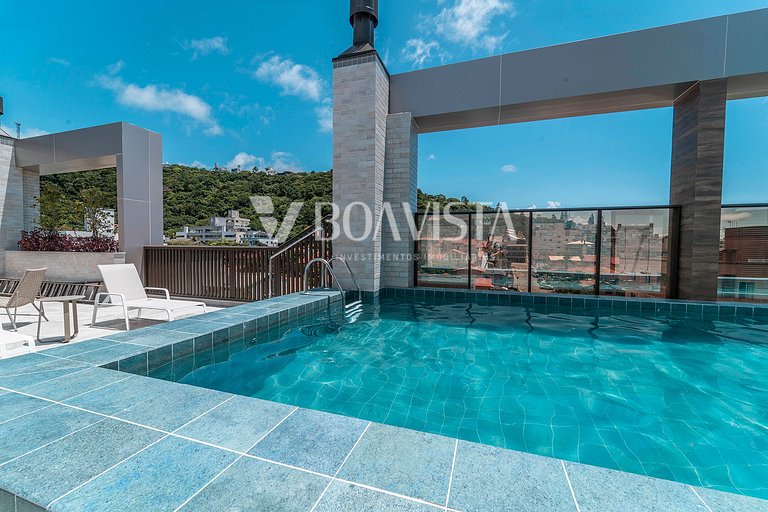 Apto 2 Suítes Próx. à Praia c/ Piscina