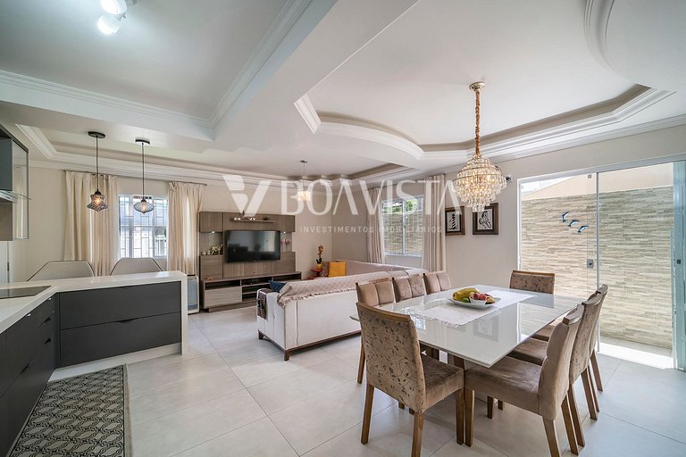 3 bedroom house for rent for 8 people Bombinhas SC