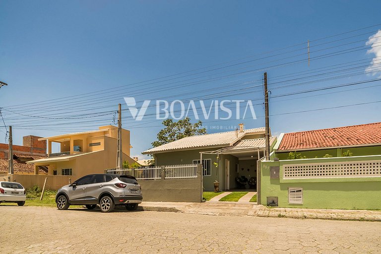 Casa de 3 habitaciones en alquiler para 8 personas Bombinhas