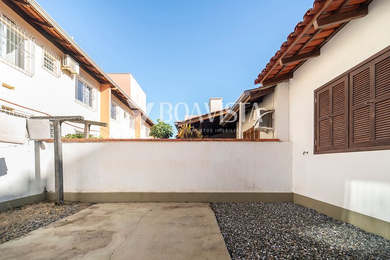 3 Bedroom House for Rent for 8 People Bombas/SC