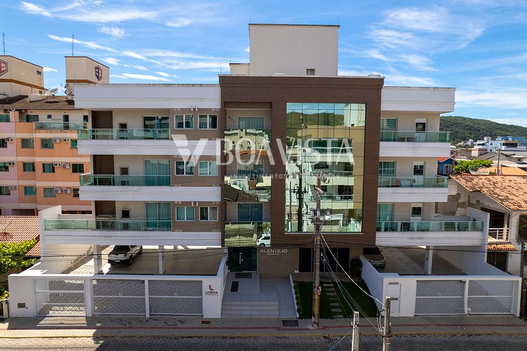 2 suites, balcón con parrilla en Bombas, SC