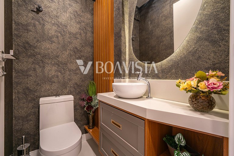 High standard apartment with swimming pool