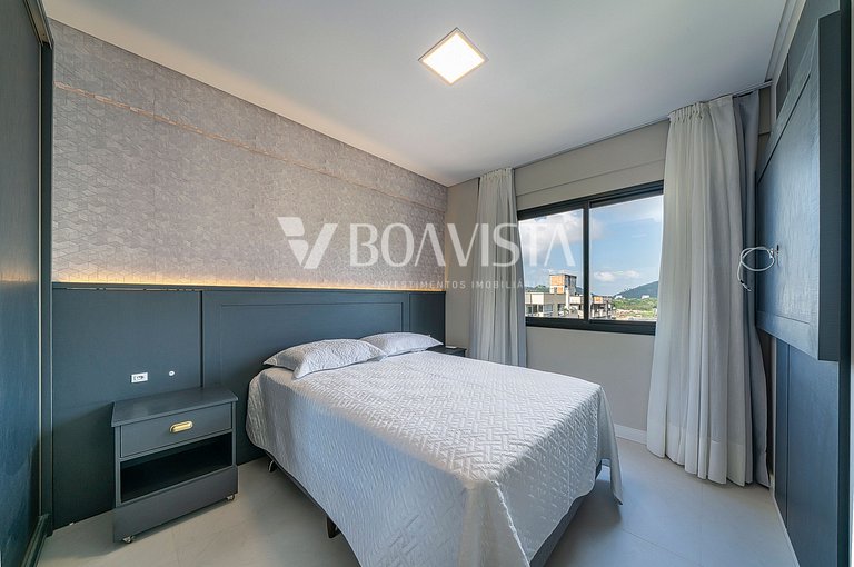 Apartamento de alto standing con piscina