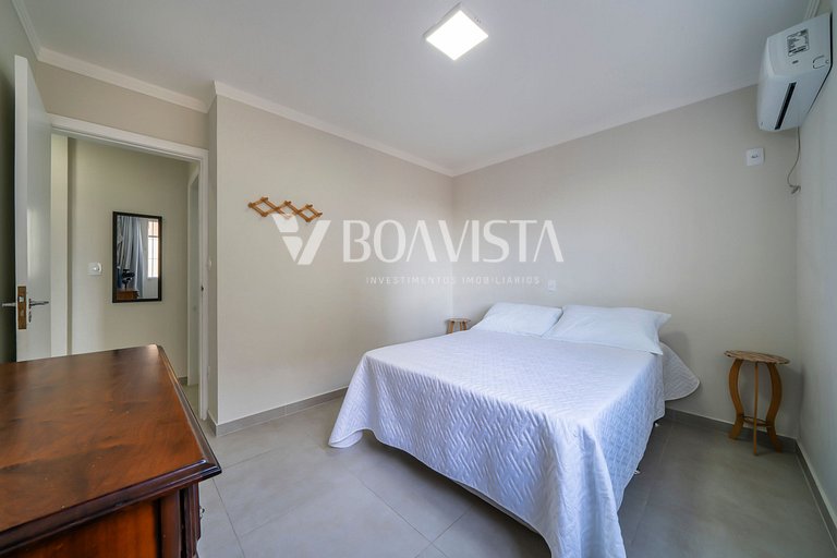 3 bedroom apartment 50 meters from the beach