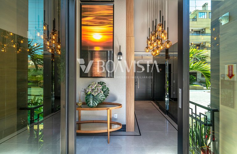 Apartamento de 3 dormitorios, 2 de ellos semi-suites, con pi