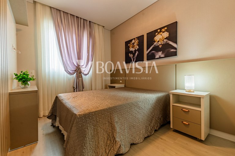 3 bedroom apartment, 2 of which are demi-suites, with swimmi