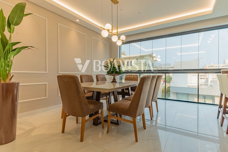 Apartamento de 3 dormitorios, 2 de ellos semi-suites, con pi