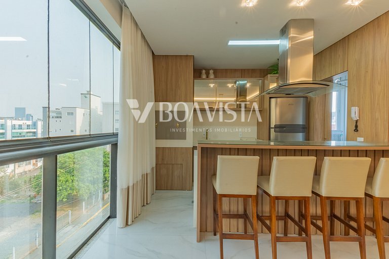 Apartamento de 3 dormitorios, 2 de ellos semi-suites, con pi