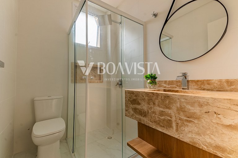 Apartamento de 3 dormitorios, 2 de ellos semi-suites, con pi