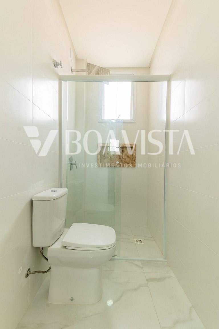 3 bedroom apartment, 2 of which are demi-suites, with swimmi