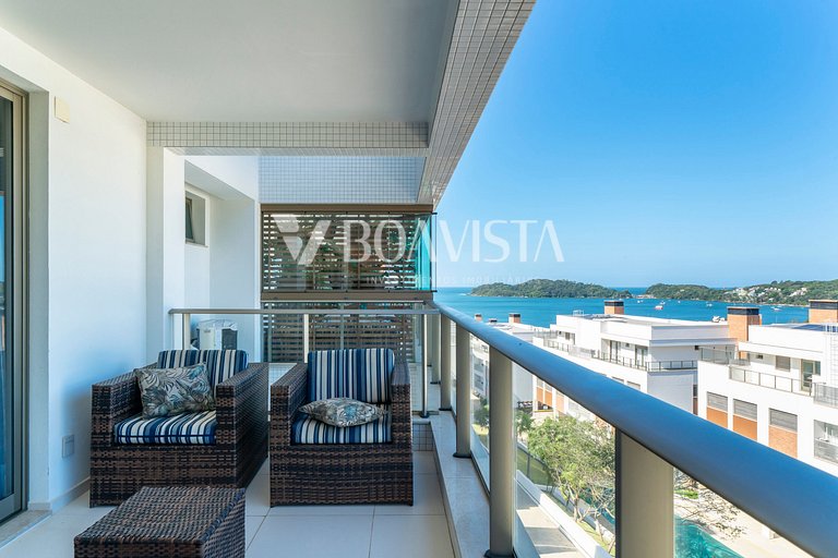 Sea view apartment with 4 bedrooms/pool