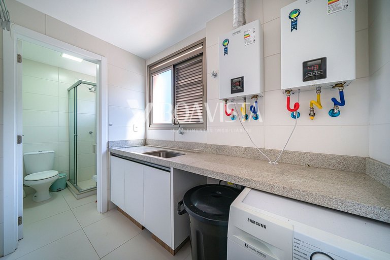 Sea view apartment with 4 bedrooms/pool