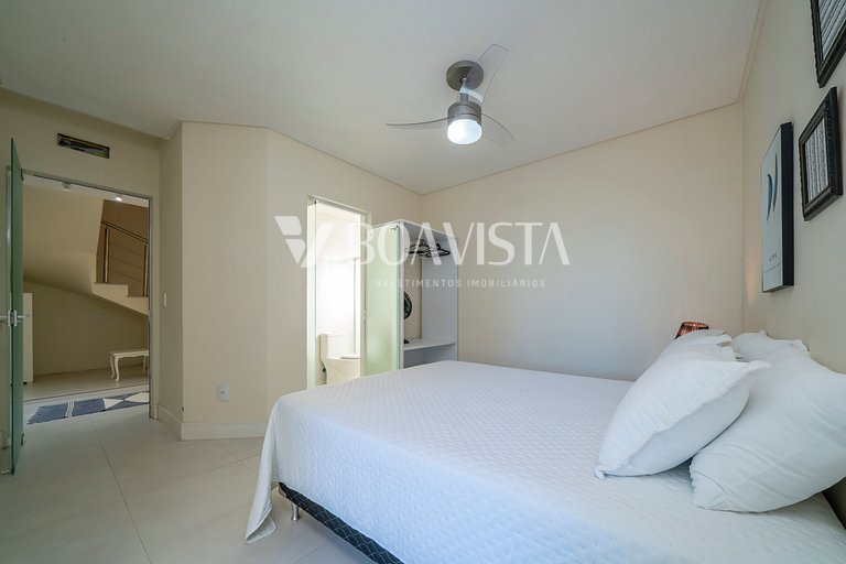 House with 4 suites with sea view