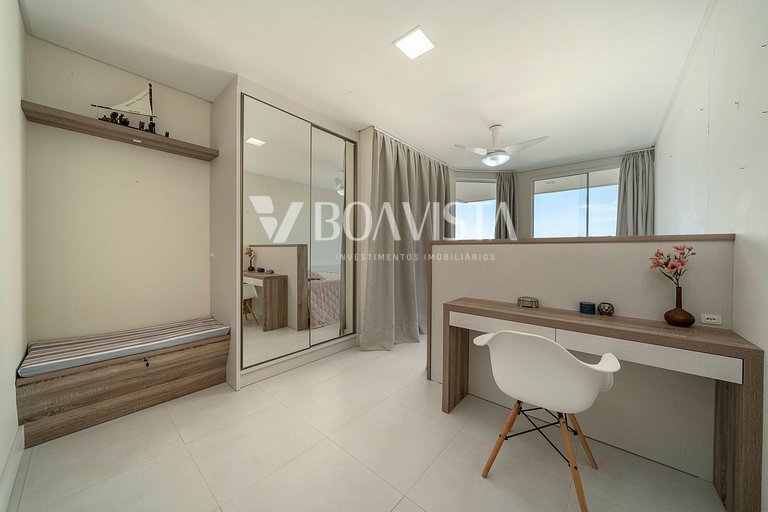 House with 4 suites with sea view