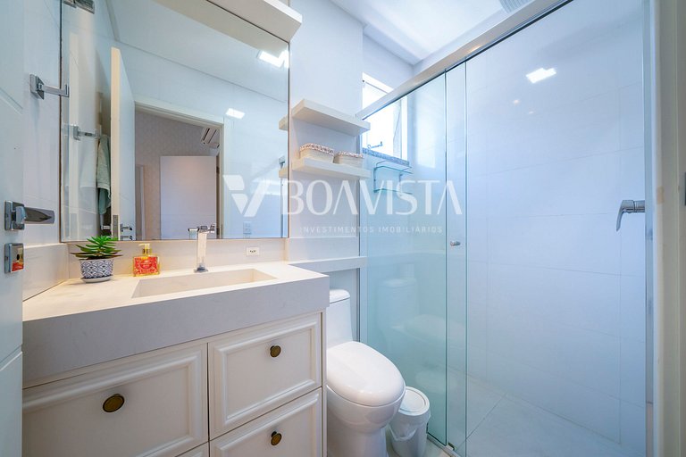 Duplex penthouse with 3 suites in Bombas