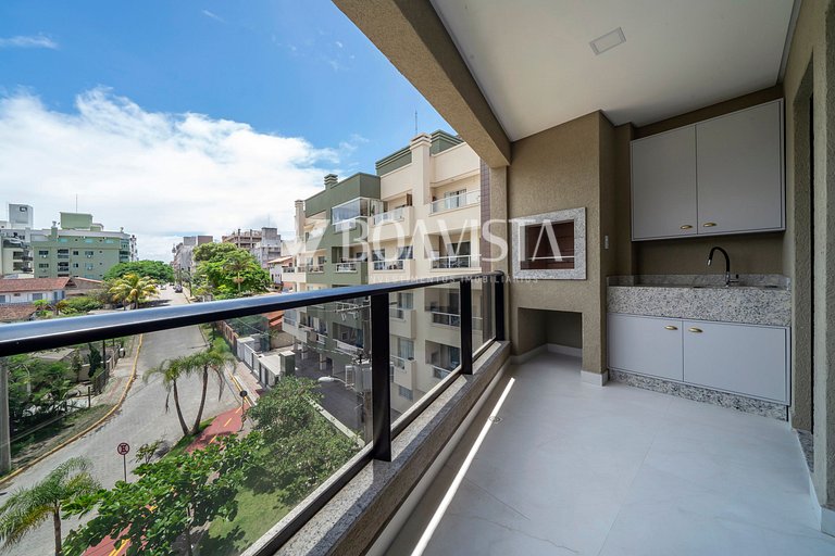 High standard apartment with swimming pool