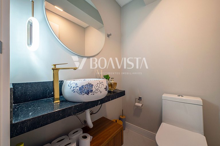 Triplex 3 suites in Bombas