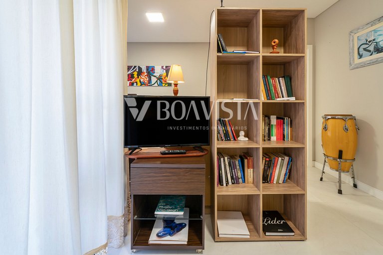 High standard apartment with swimming pool