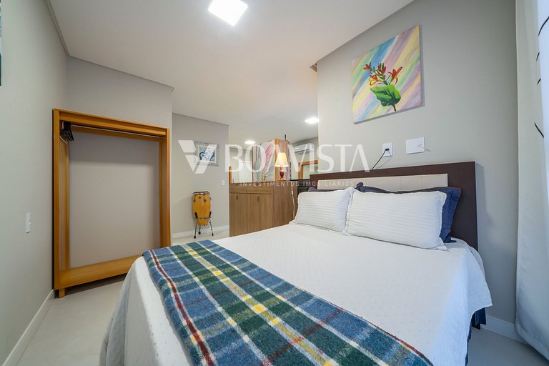 Apartamento de alto standing con piscina