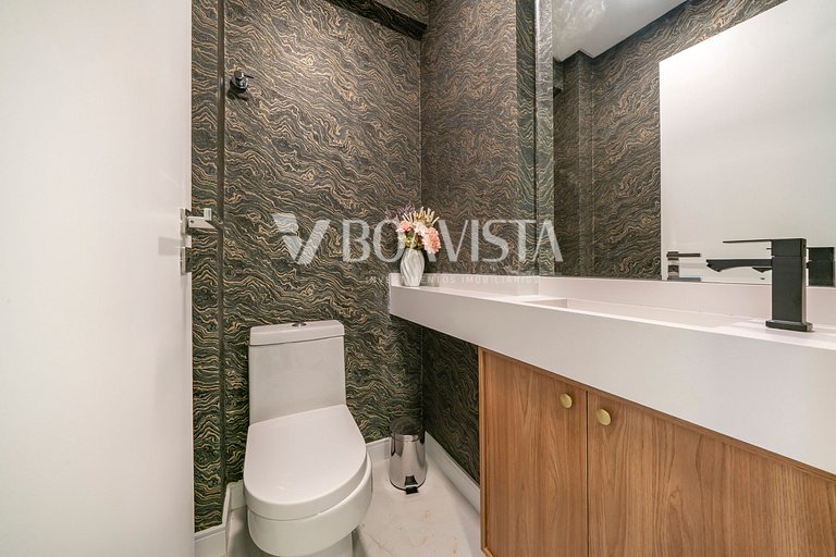 Apartment for Rent with Rooftop Pool – Bombinhas