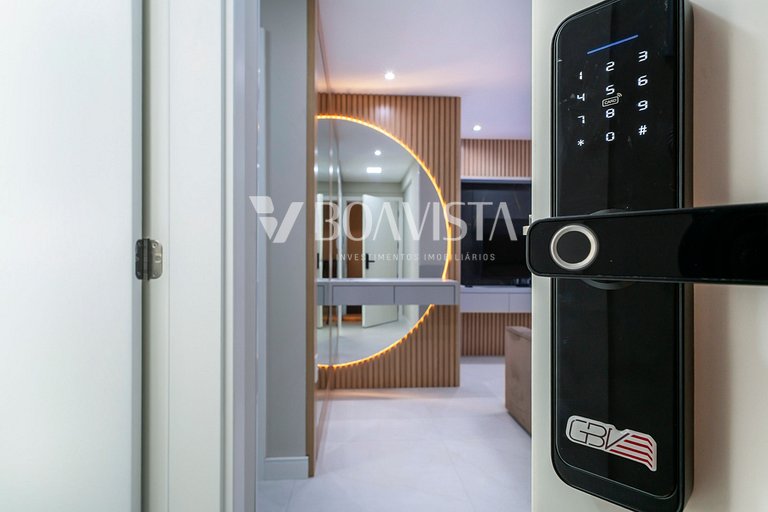 Apartamento alto padrão com piscina