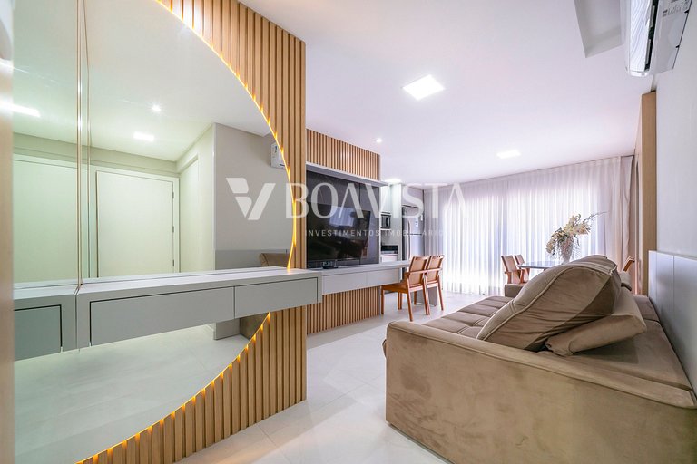 Apartamento alto padrão com piscina