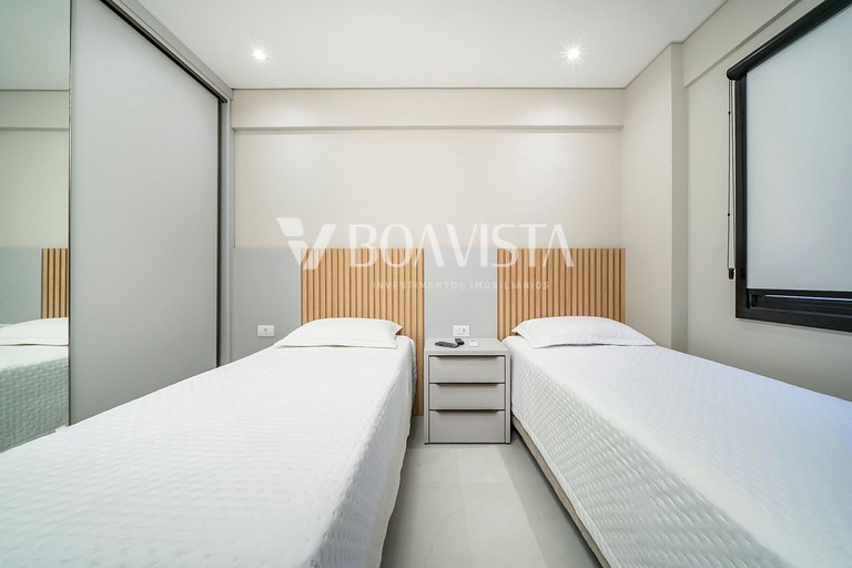 Apartamento alto padrão com piscina