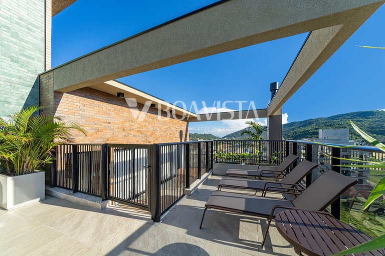 Apartamento alto padrão com piscina