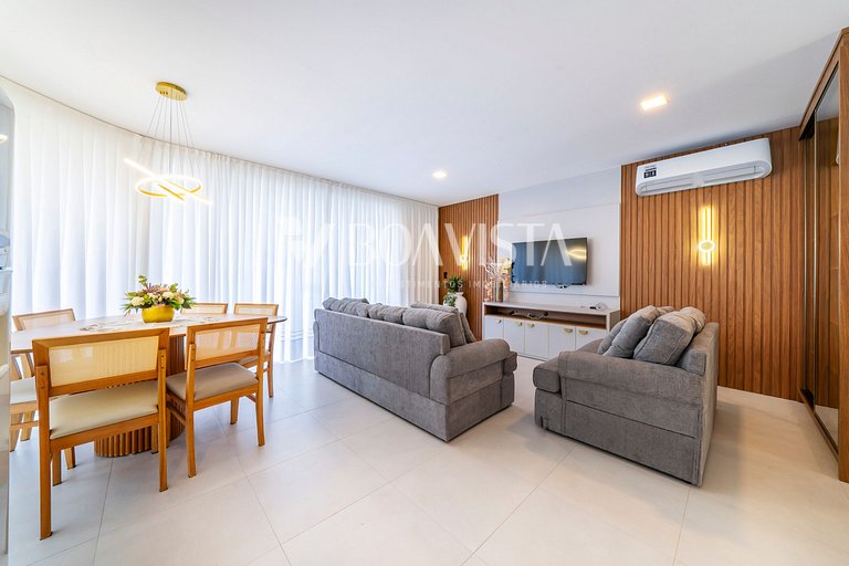 Casa frente mar 4 suítes p/ 12 pessoas