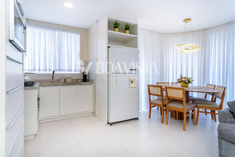 Casa frente mar 4 suítes p/ 12 pessoas