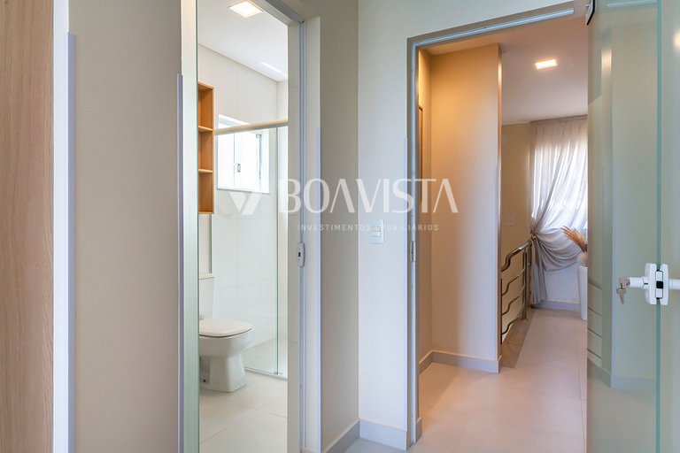 Casa frente mar 4 suítes p/ 12 pessoas