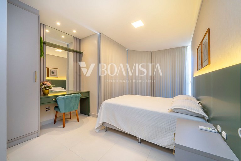 Casa frente mar 4 suítes p/ 12 pessoas