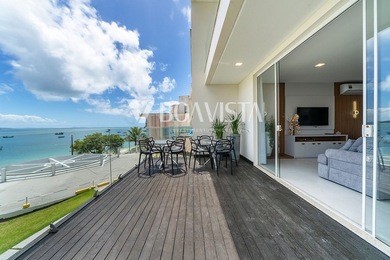 Casa frente mar 4 suítes p/ 12 pessoas