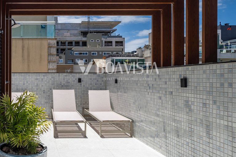 Apartamento alto padrão 2 suítes com piscina