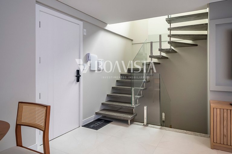 Triplex Premium com Jacuzzi e 3 Suítes