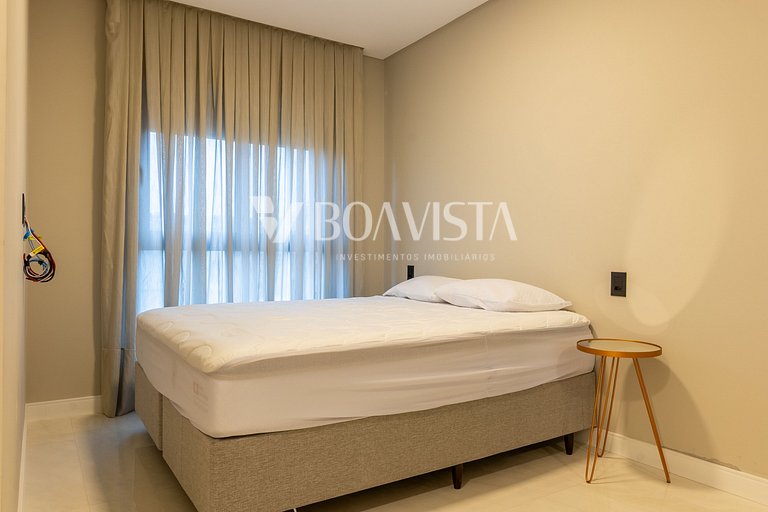 Apartamento alto padrão com 2 suites e piscina