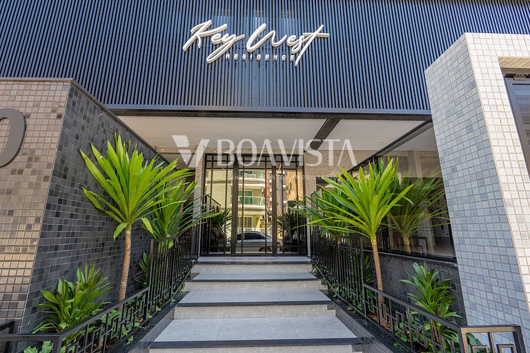 Apartamento alto padrão com 2 suites e piscina